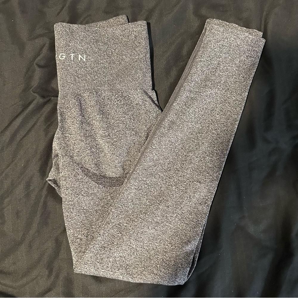 NVGTN Contour Leggings